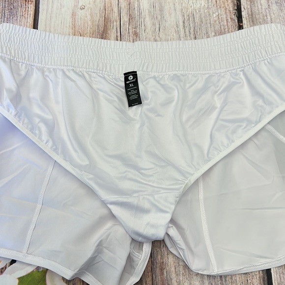 90 Degree by Reflex • White Active Shorts • Sz XL • NWT! - Picture 14 of 14